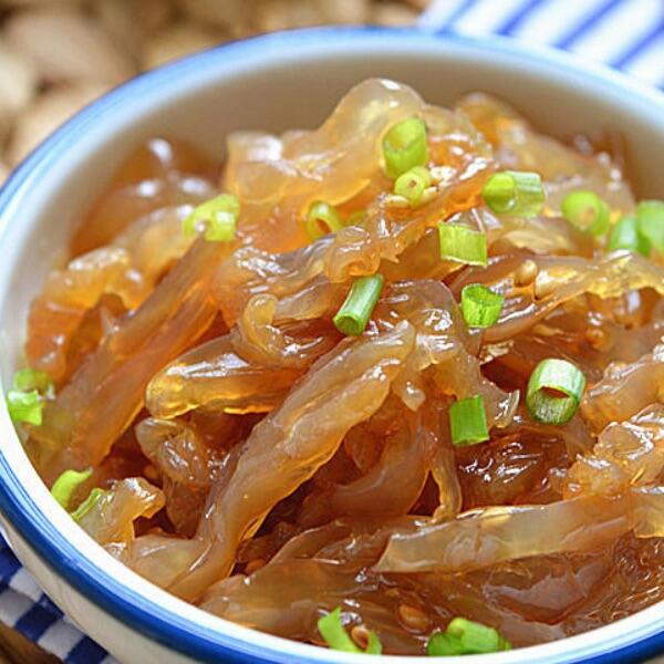 Shredded Jellyfish w. Special Sauce 涼拌海蜇絲